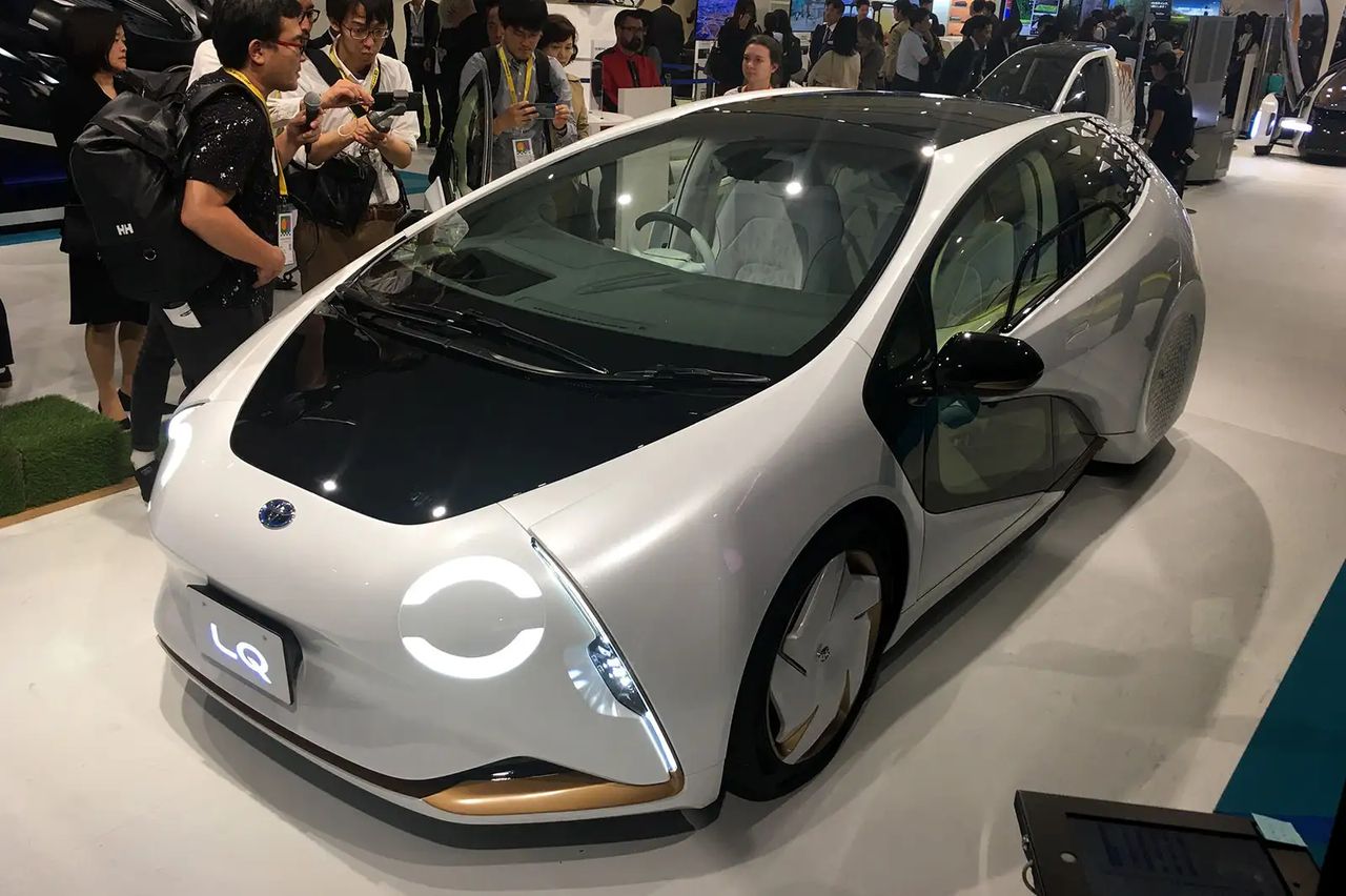 Toyota LQ: New Frontiers in Intelligent Vehicle-Human Interaction/ تویوتا LQ: مرزهای جدید در تعامل هوشمند خودرو و انسان