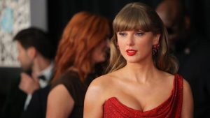 Is a Big Taylor Swift Announcement Coming at the AMAs?