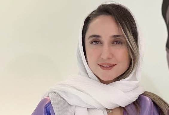 نازنین ملایی : تو ایران باید فریاد بزنی تا حق ات رو بگیری + ویدیو / Nazanin Malaei: In Iran, you have to shout to get your rights.