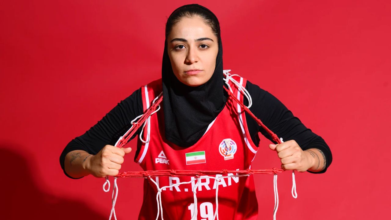 women in athletics ‌( زنان ورزشکار )